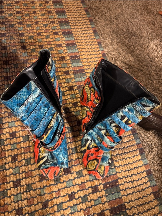 Hot Tomato Shoes - Hot Tomato NWTs Multicolor Snakeskin-Print Ankle Boots in Blue & Orange Sz 12W